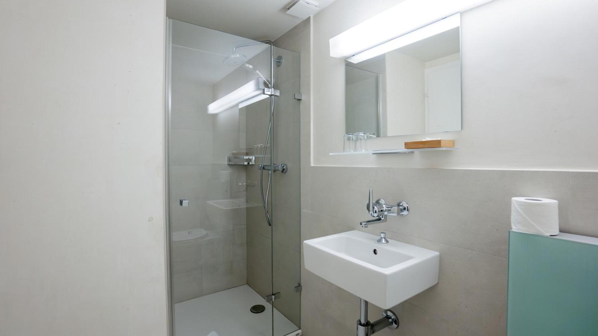 Hotel & Restaurant Roessli Stansstad Zewnętrze zdjęcie