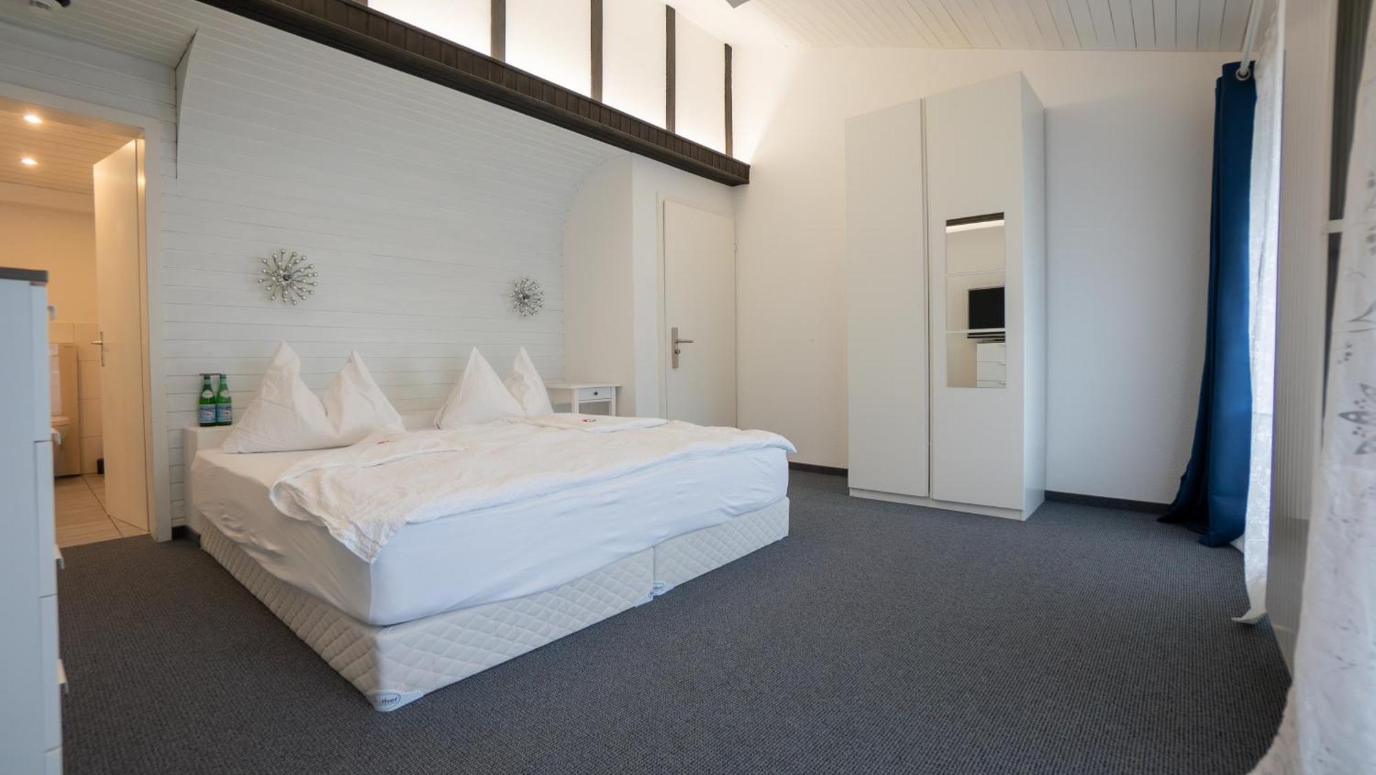 Hotel & Restaurant Roessli Stansstad Zewnętrze zdjęcie